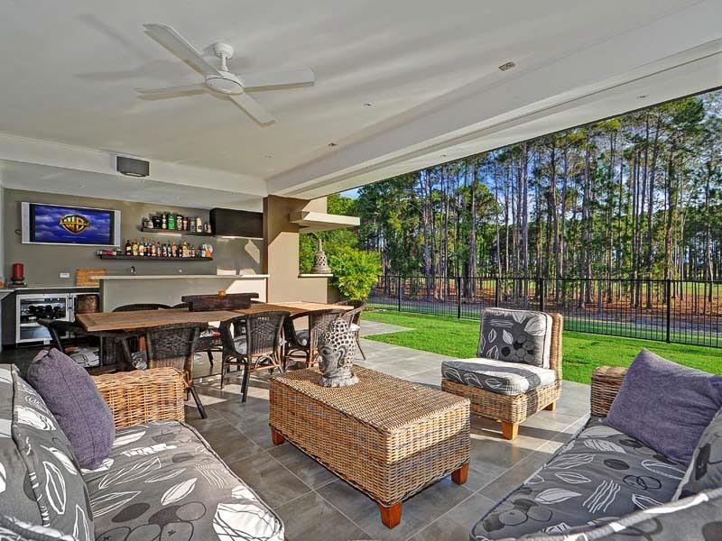 2257 Banksia Lakes Drive, Sanctuary Cove QLD 4212