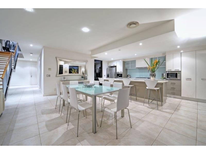 8012 Key Waters, Sanctuary Cove QLD 4212