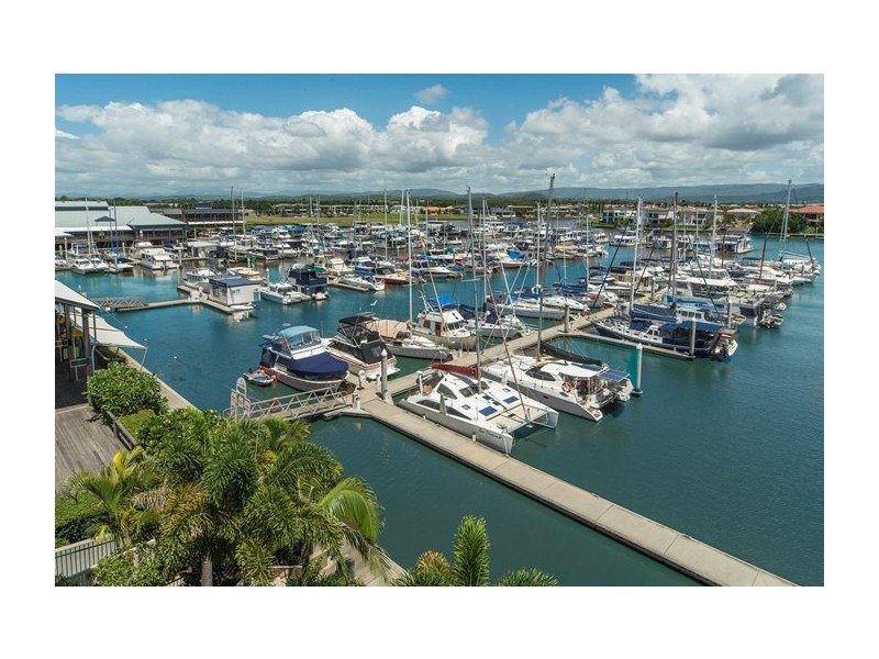 Hope Island QLD 4212