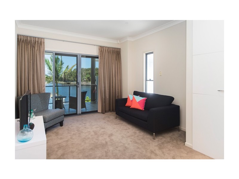 6 Kurrewa Lane, Coomera Waters QLD 4209