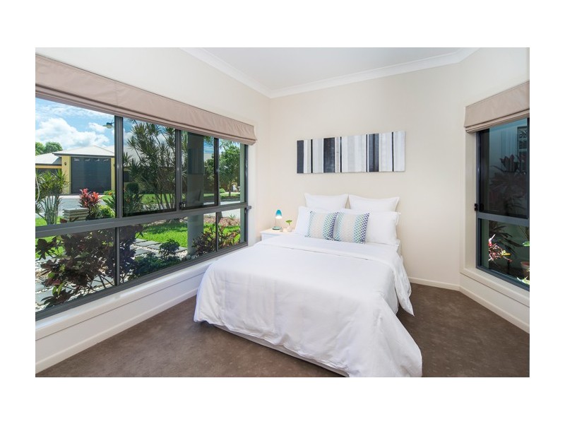 6 Kurrewa Lane, Coomera Waters QLD 4209