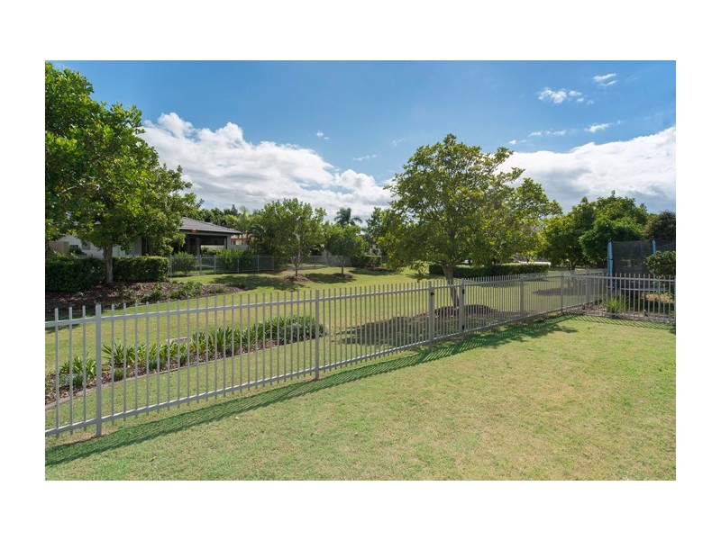 6132 Vico Avenue, Hope Island QLD 4212