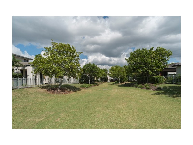 6132 Vico Avenue, Hope Island QLD 4212