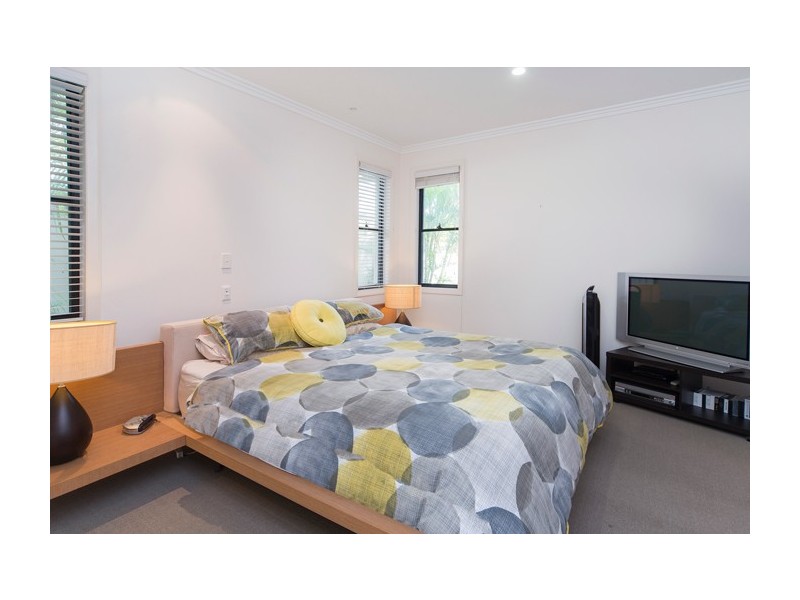 6132 Vico Avenue, Hope Island QLD 4212