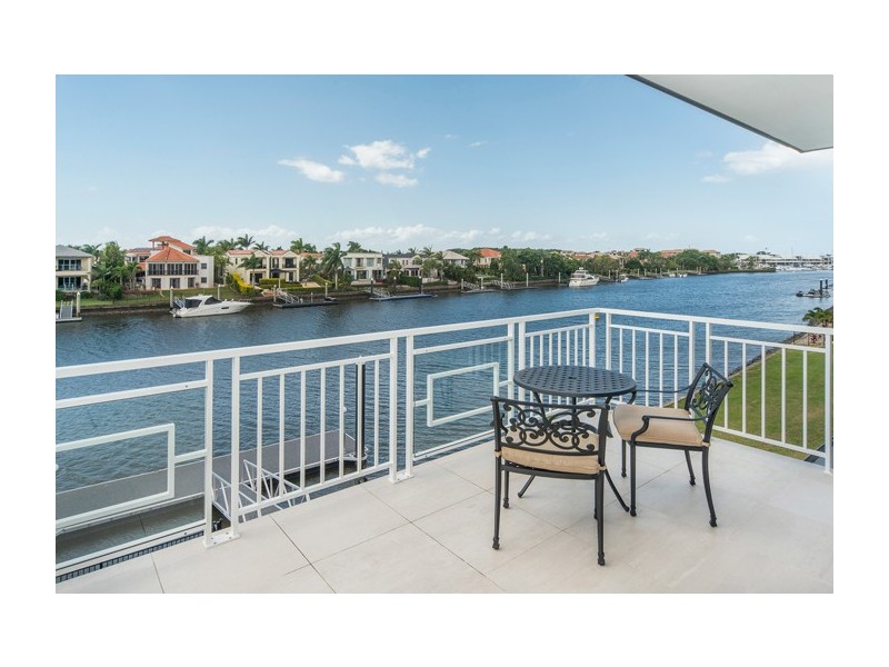 2605 Gracemere Circuit North, Hope Island QLD 4212