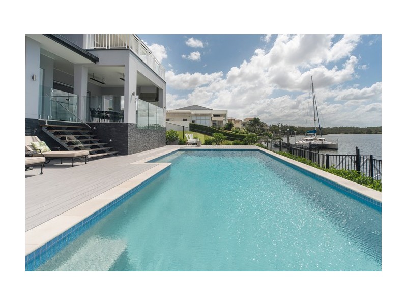 2605 Gracemere Circuit North, Hope Island QLD 4212