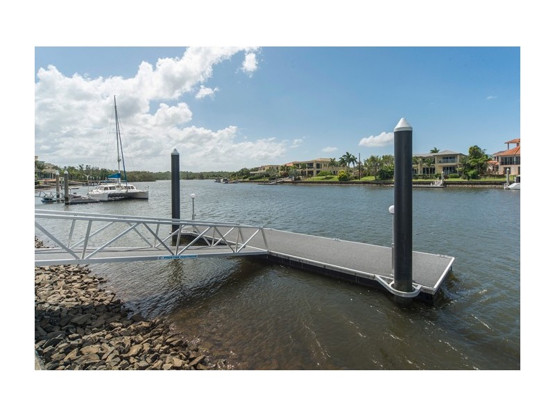 2605 Gracemere Circuit North, Hope Island QLD 4212