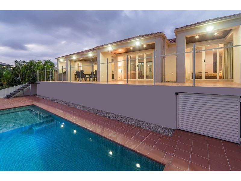 2220 Taromeo Court, Hope Island QLD 4212