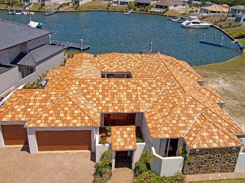 2220 Taromeo Court, Hope Island QLD 4212