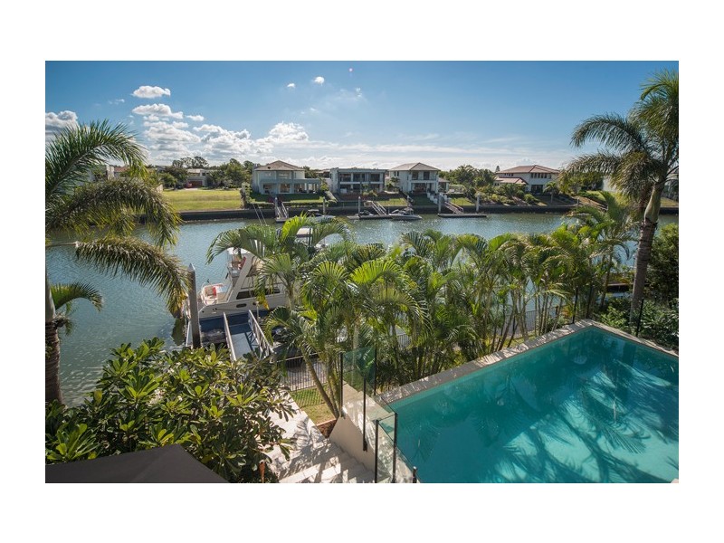 2161 Beaufort Way, Hope Island QLD 4212