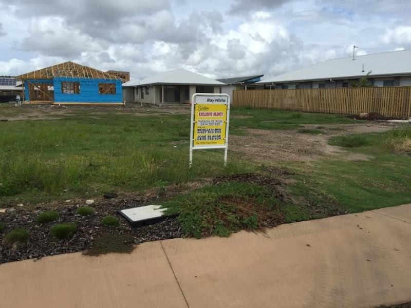 4 Keelson Crescent, Hope Island QLD 4212