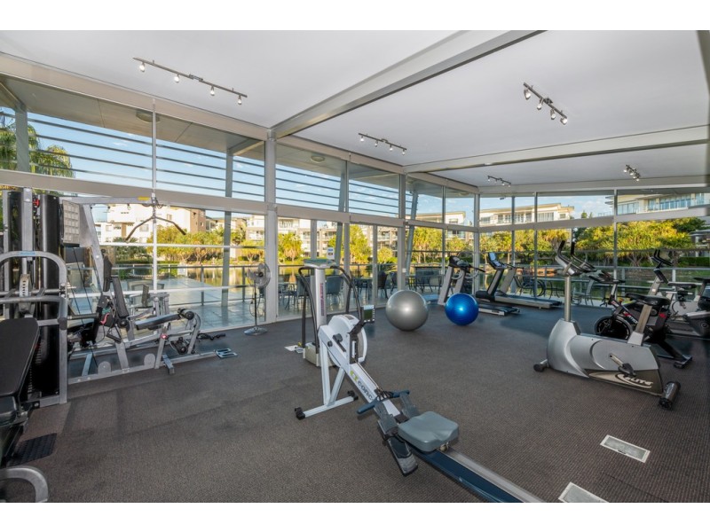 Penthouse 341/ 3-5 Pendraat Parade ‘Ilanah Aqua’, Hope Island QLD 4212