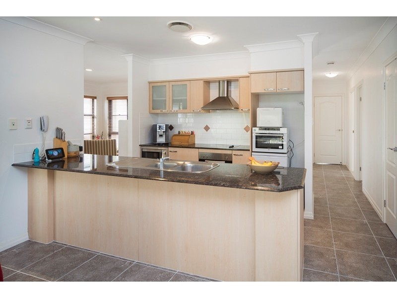 2027 Gracemere Gardens Circuit, Hope Island QLD 4212