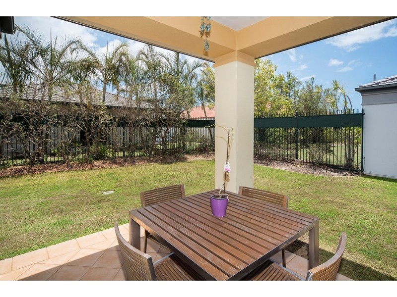 2027 Gracemere Gardens Circuit, Hope Island QLD 4212