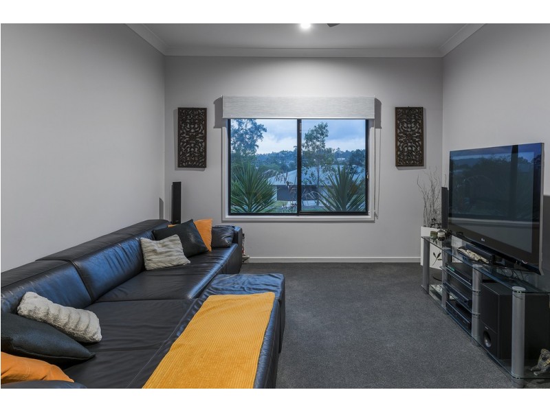 74 Peter Mills Drive, Gilston QLD 4211