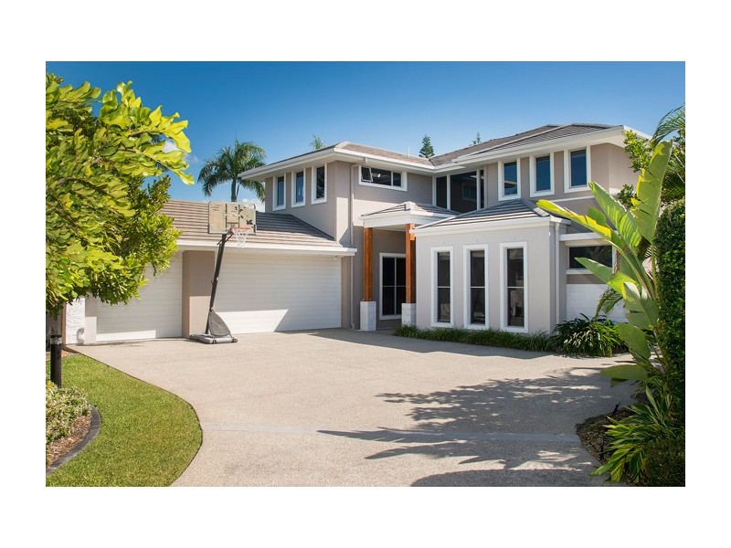 2202 Taromeo Court, Hope Island QLD 4212