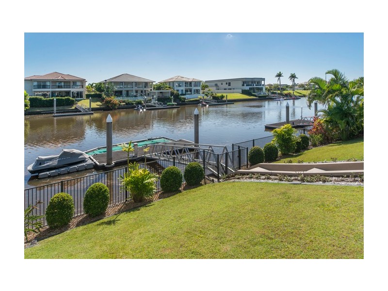 2202 Taromeo Court, Hope Island QLD 4212