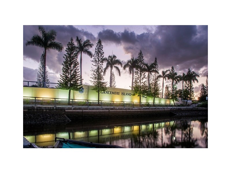 2633 Virginia Drive, Hope Island QLD 4212