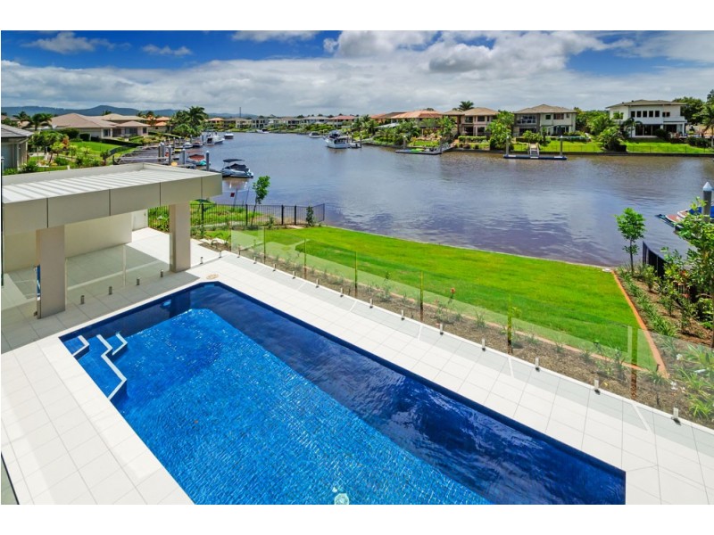 2173 Beaufort Way, Hope Island QLD 4212