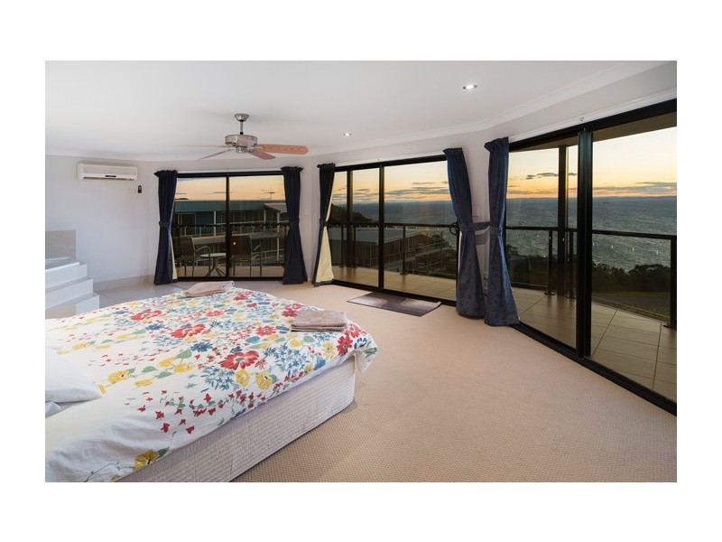 2 Cowry Close, Tangalooma QLD 4025