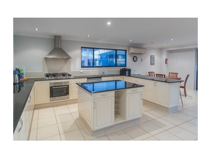 2 Cowry Close, Tangalooma QLD 4025