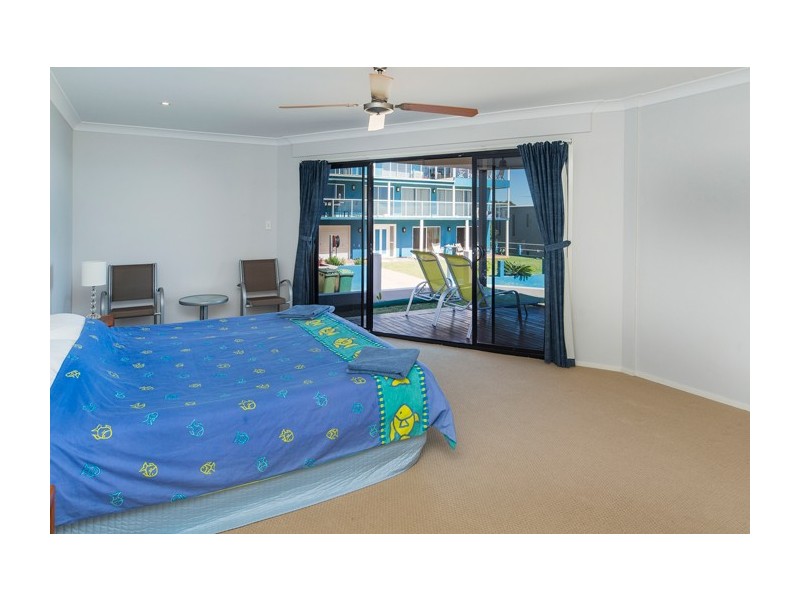 2 Cowry Close, Tangalooma QLD 4025