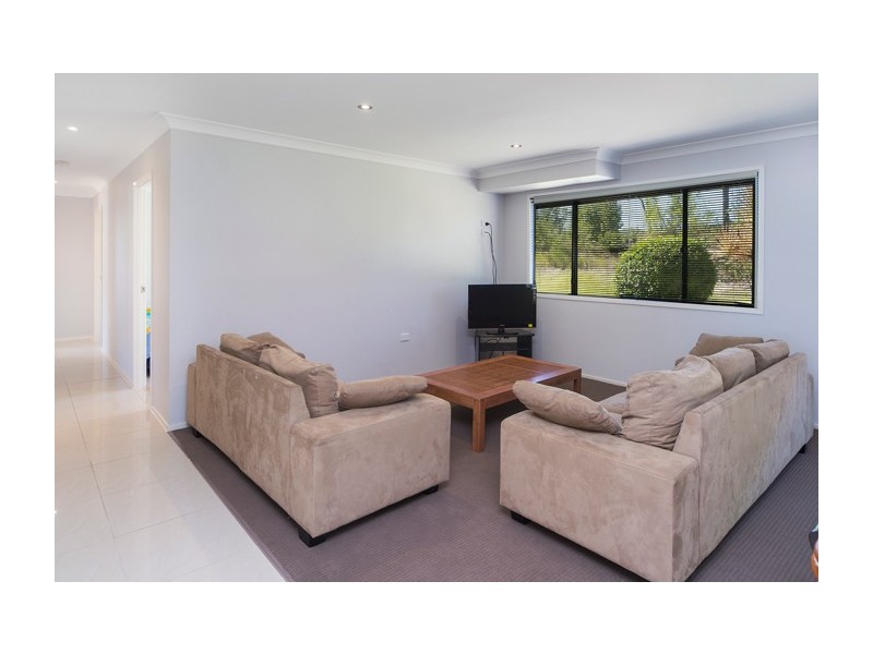 2 Cowry Close, Tangalooma QLD 4025