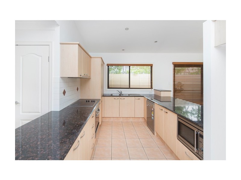 2018 Gracemere Gardens Circuit, Hope Island QLD 4212