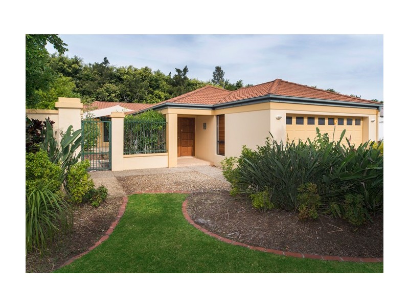 2018 Gracemere Gardens Circuit, Hope Island QLD 4212