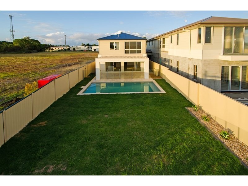 62 Harbour Rise, Hope Island QLD 4212