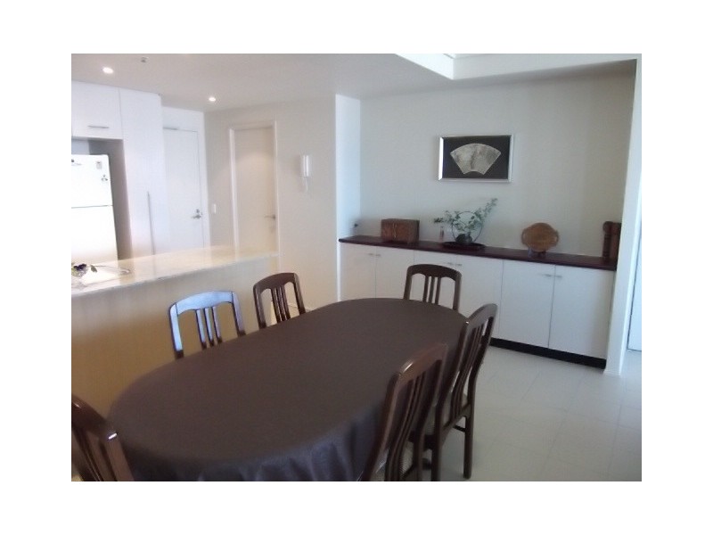 165/105 Scarborough Street, Southport QLD 4215