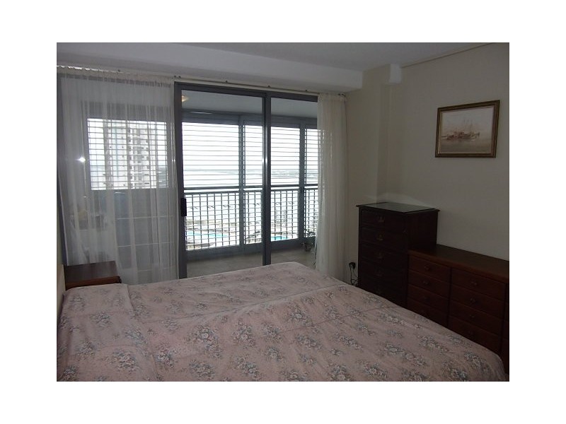 165/105 Scarborough Street, Southport QLD 4215