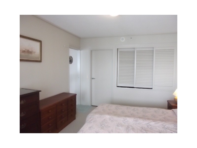 165/105 Scarborough Street, Southport QLD 4215