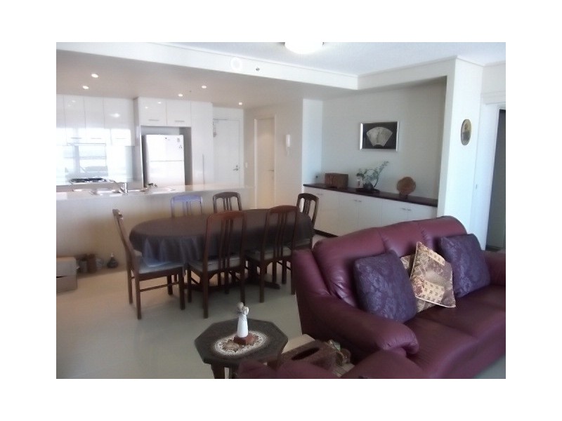 165/105 Scarborough Street, Southport QLD 4215