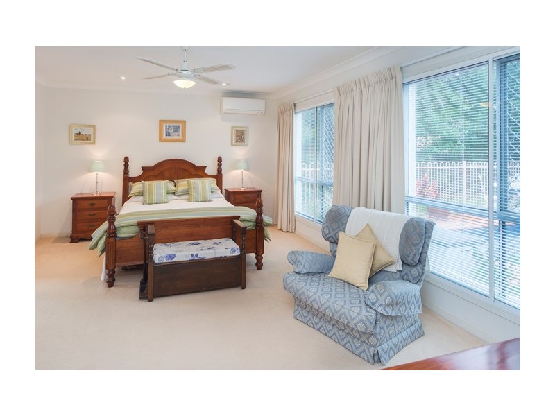 46 Sickle Avenue, Hope Island QLD 4212