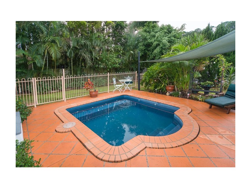 46 Sickle Avenue, Hope Island QLD 4212