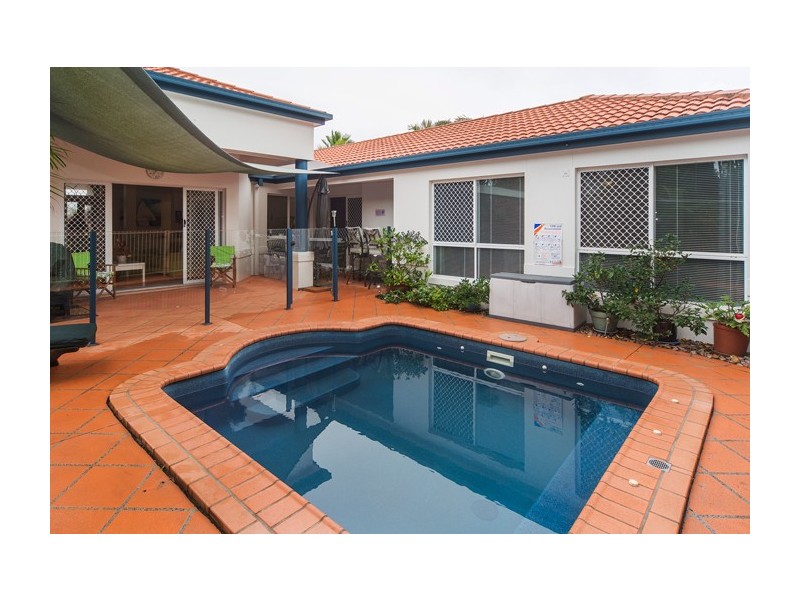 46 Sickle Avenue, Hope Island QLD 4212