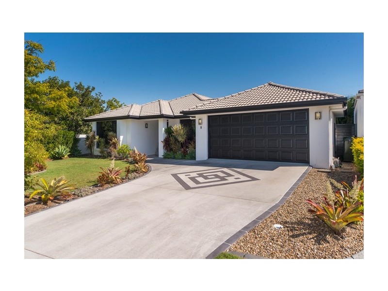 1 Calmwater Crescent, Helensvale QLD 4212