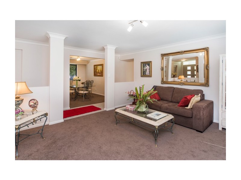 1 Calmwater Crescent, Helensvale QLD 4212