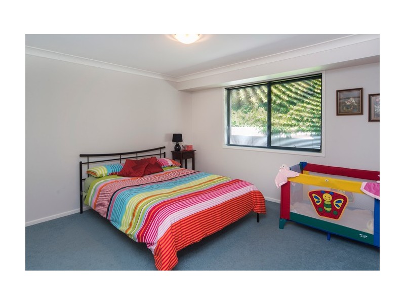 1 Calmwater Crescent, Helensvale QLD 4212