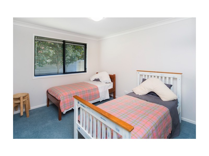 1 Calmwater Crescent, Helensvale QLD 4212