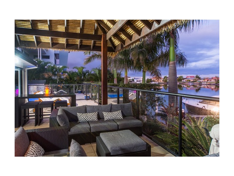 100 The Peninsula, Helensvale QLD 4212