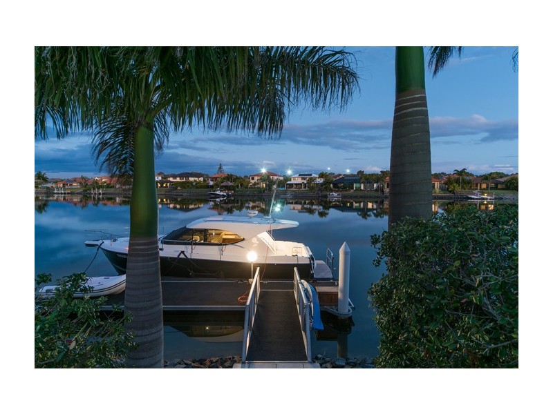 100 The Peninsula, Helensvale QLD 4212