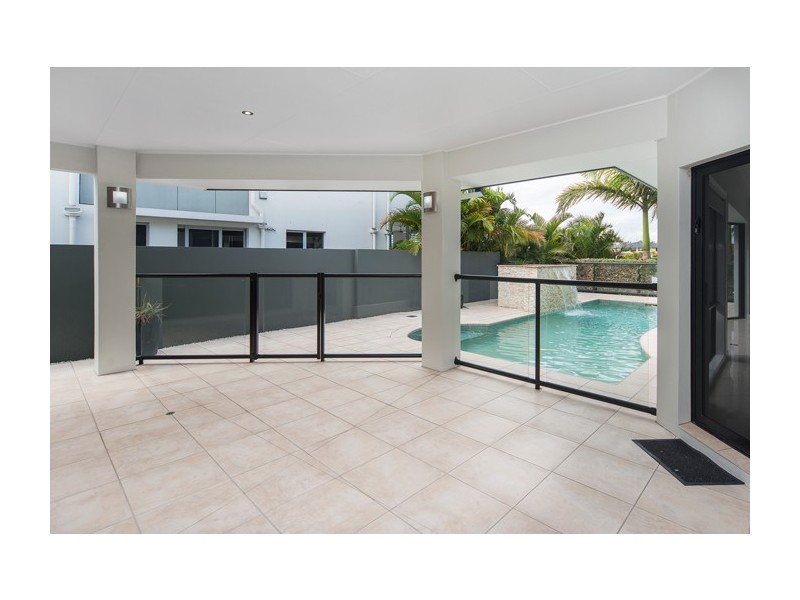 100 The Peninsula, Helensvale QLD 4212