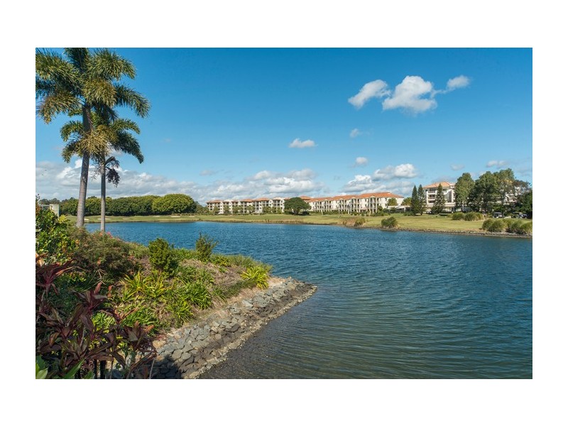 6091 Lugano Drive, Hope Island QLD 4212