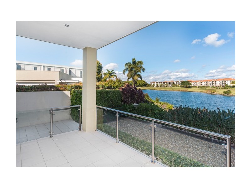 6091 Lugano Drive, Hope Island QLD 4212