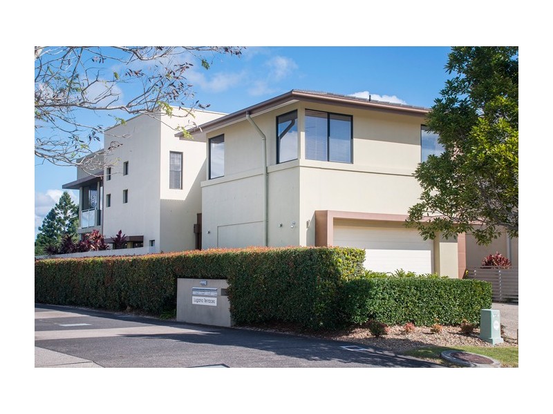 6091 Lugano Drive, Hope Island QLD 4212