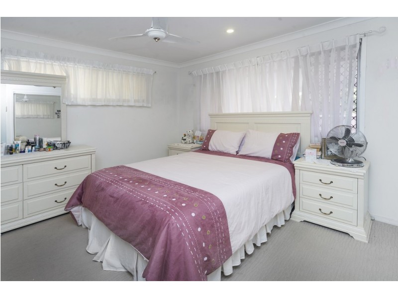 2/138 Oxley Drive, Paradise Point QLD 4216