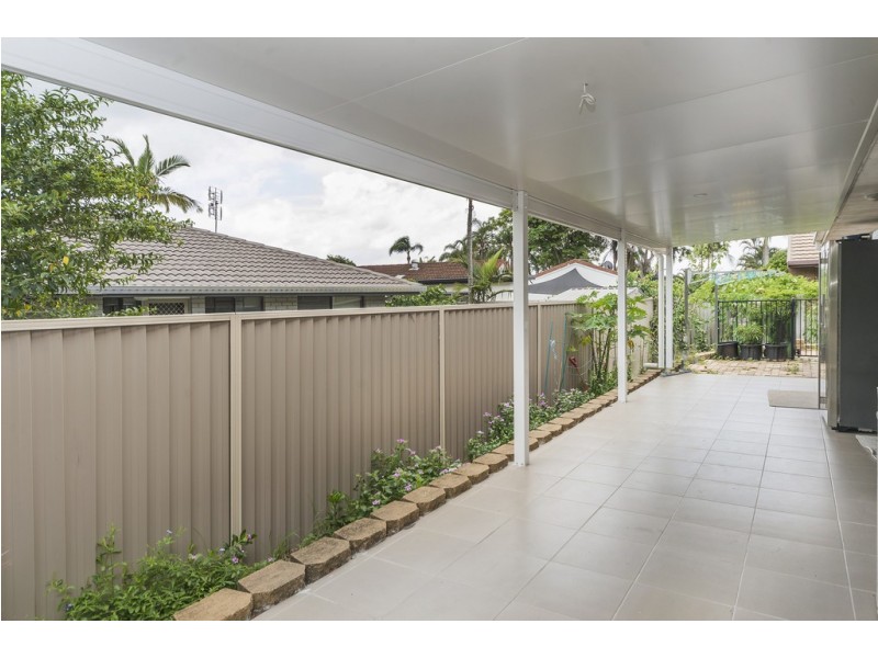 2/138 Oxley Drive, Paradise Point QLD 4216