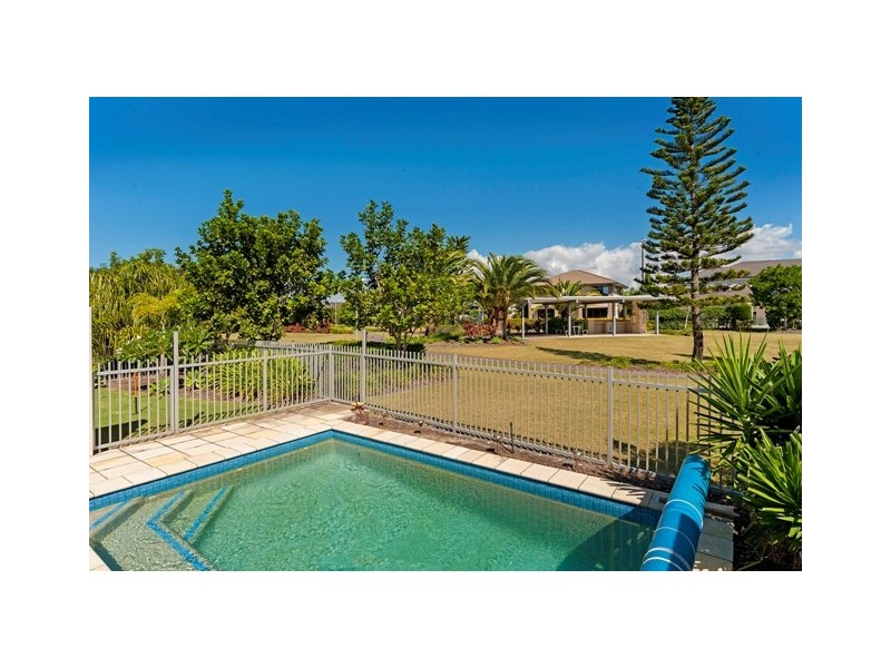 2809 Gracemere Circuit East, Hope Island QLD 4212